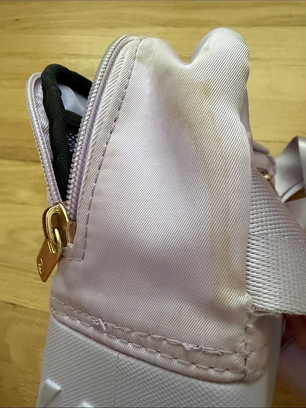 BOGG BAG Lilac Crossbody Belt Bag with Stains - Picture 8 of 8